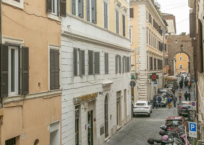 Borgo Vittorio 20 Vatican Home